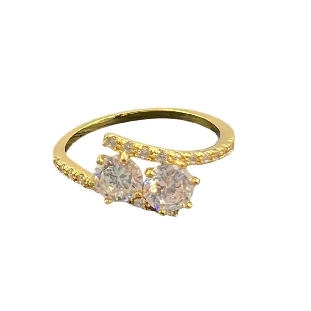 Vintage Cubic Zirconia Two-Stone Bypass Ring Gold Tone Fashion Jewelry Size 8.75